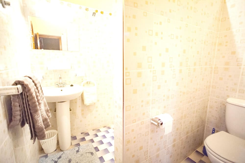 Photo of Bathroom in Amezrou