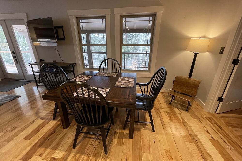 Photo of Kitchen in Flat Top