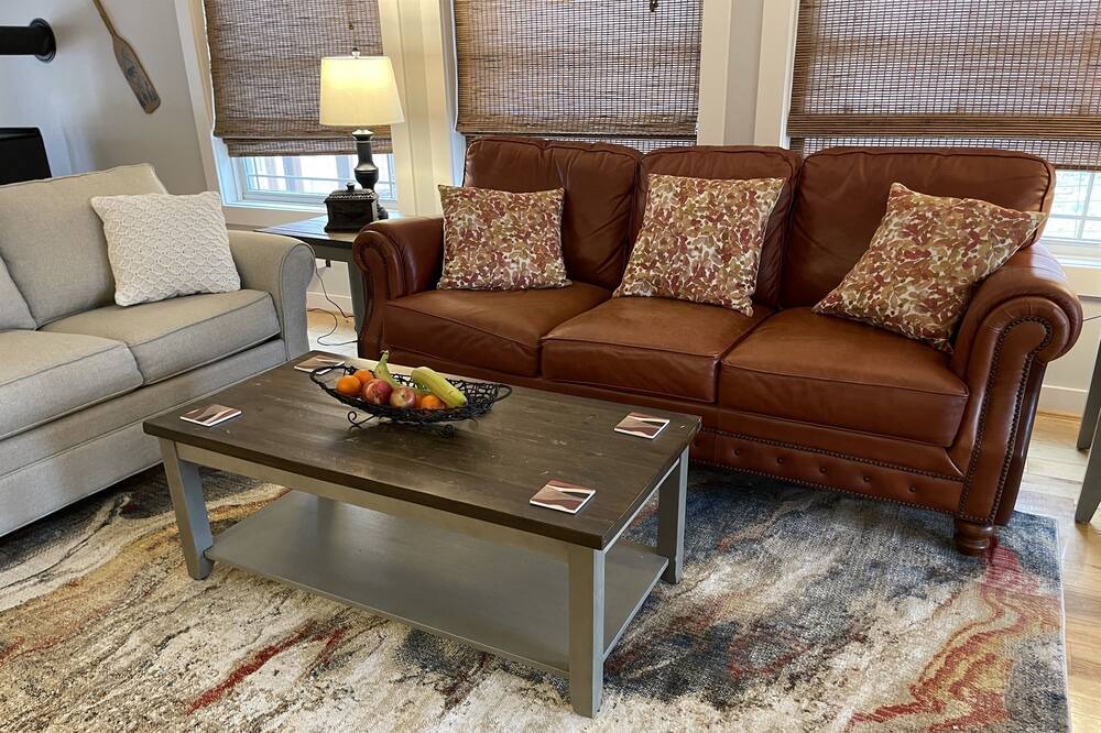 Photo of Livingroom in Flat Top