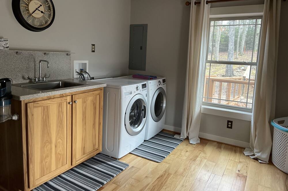 Photo of Bedroom in Flat Top
