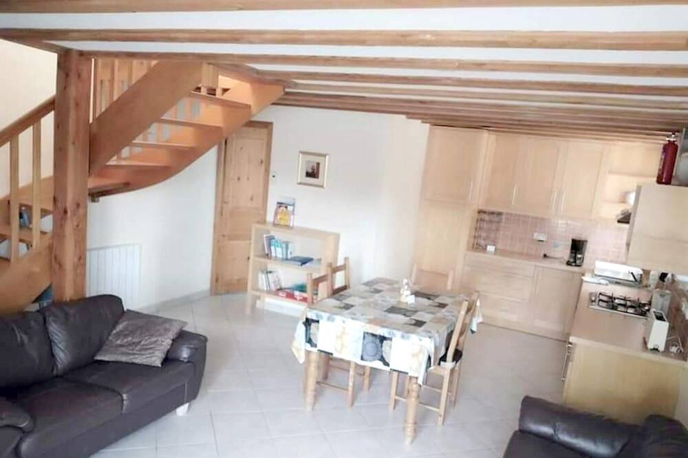 Photo of Livingroom in Rostrenen