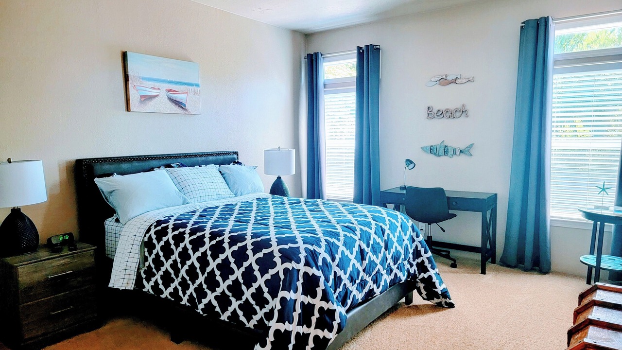 Photo of Bedroom in Harbor