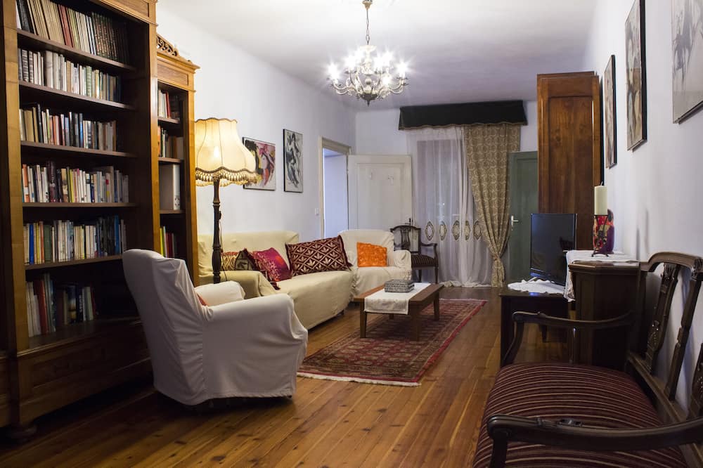 Photo of Livingroom in Codogne