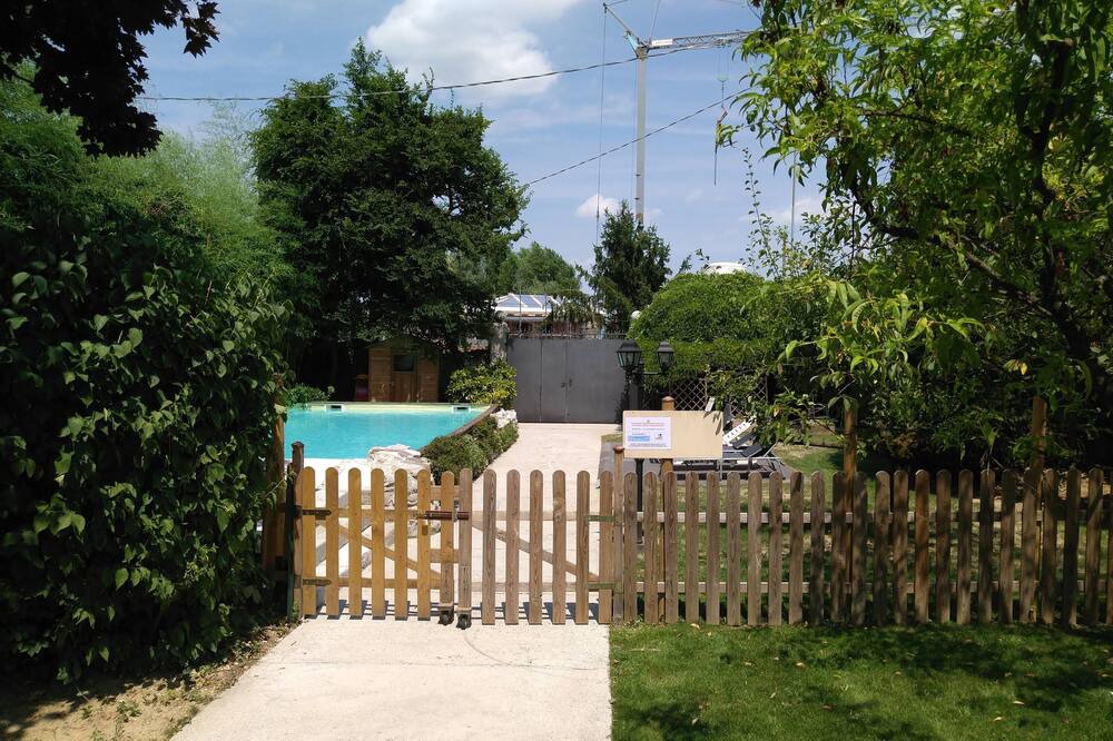 Photo of Outdoor in Codogne