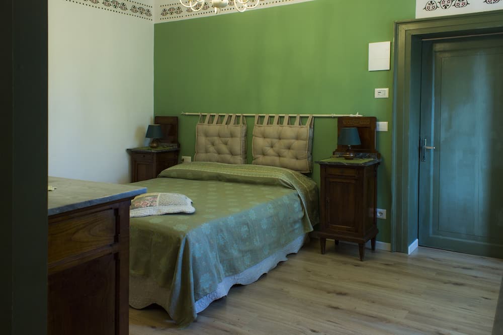 Photo of Bedroom in Codogne