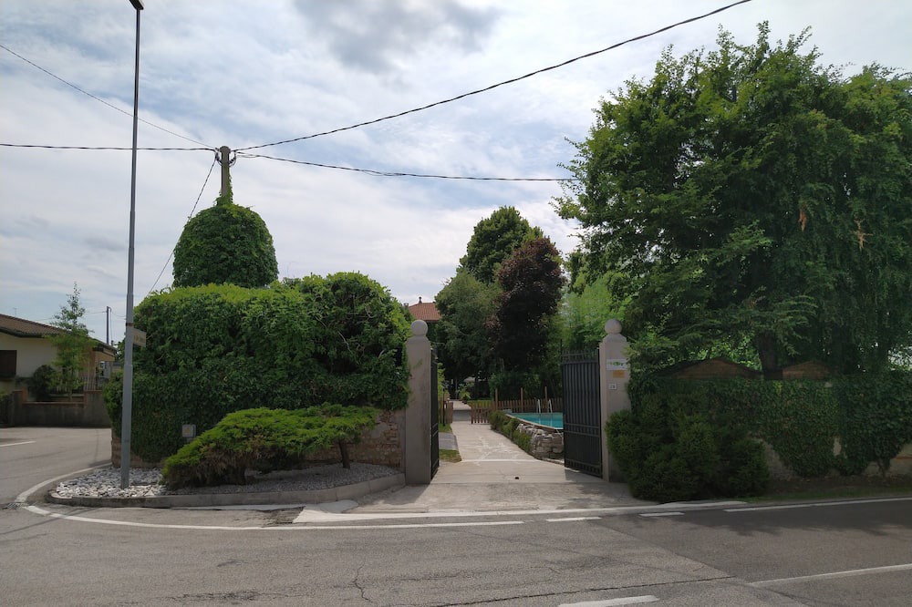 Photo of Outdoor in Codogne