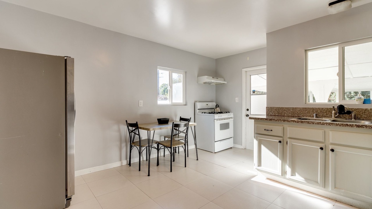 Photo of Kitchen in Reseda