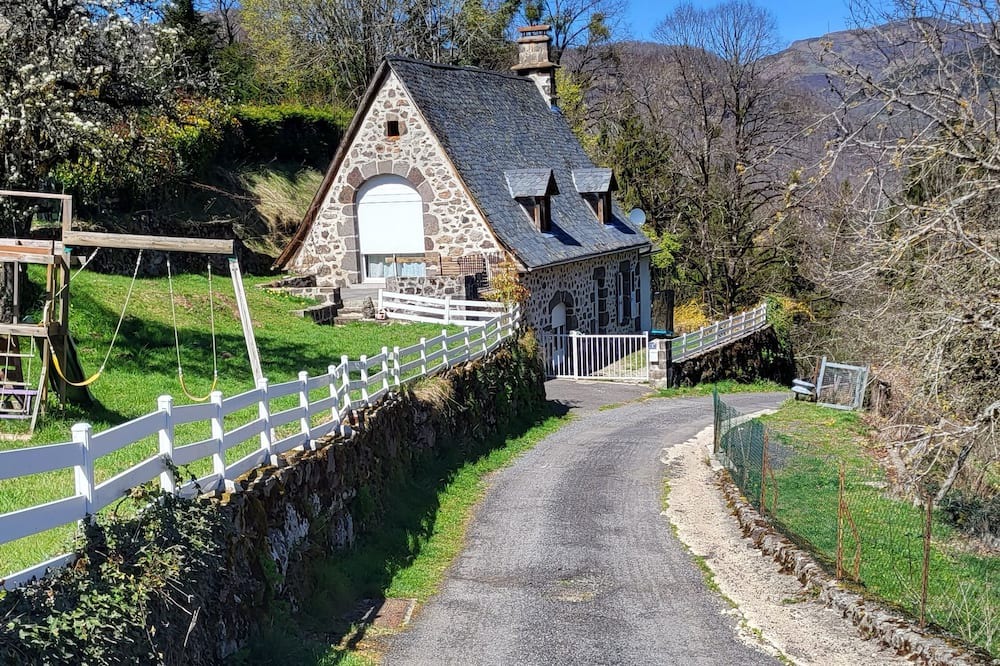Photo of Outdoor in Vic-sur-Cere
