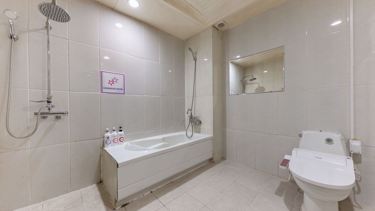 Photo of Bedroom in Araemojong