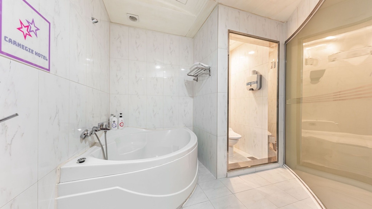 Photo of Bedroom in Araemojong