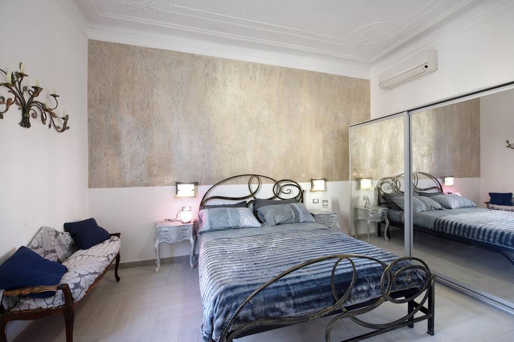 Photo of Bedroom in Boccadasse