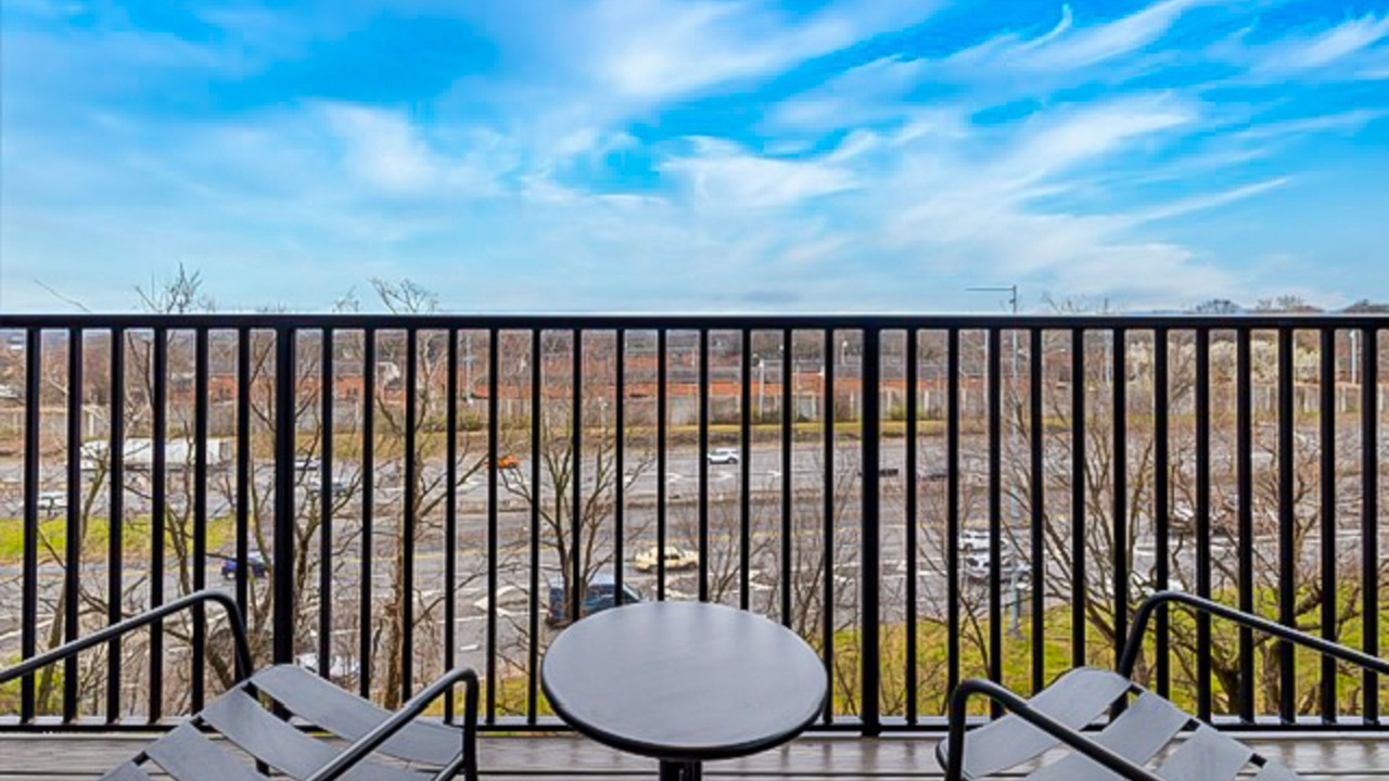 Photo of Outdoor in Rolling Mill Hill