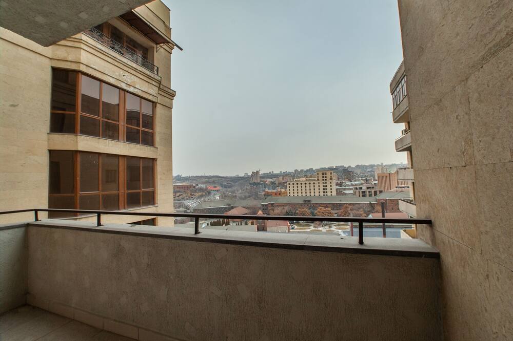 Photo of Patio Balcony in Kentron