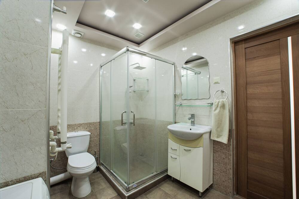 Photo of Bathroom in Kentron