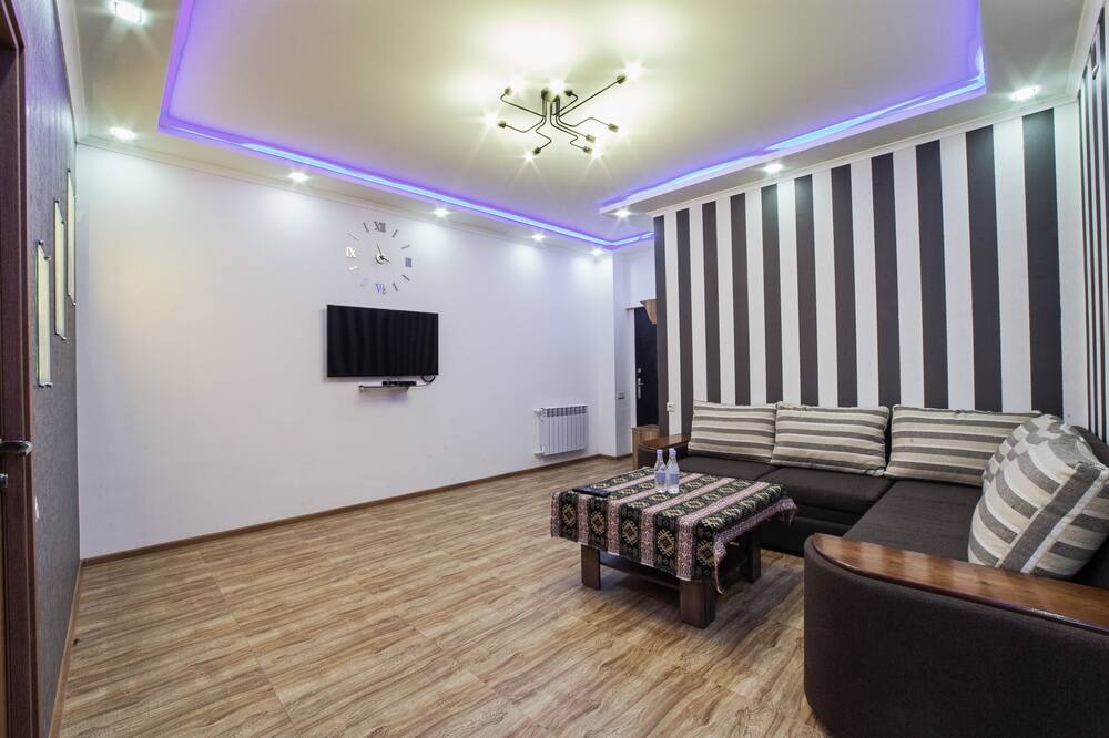 Photo of Livingroom in Kentron
