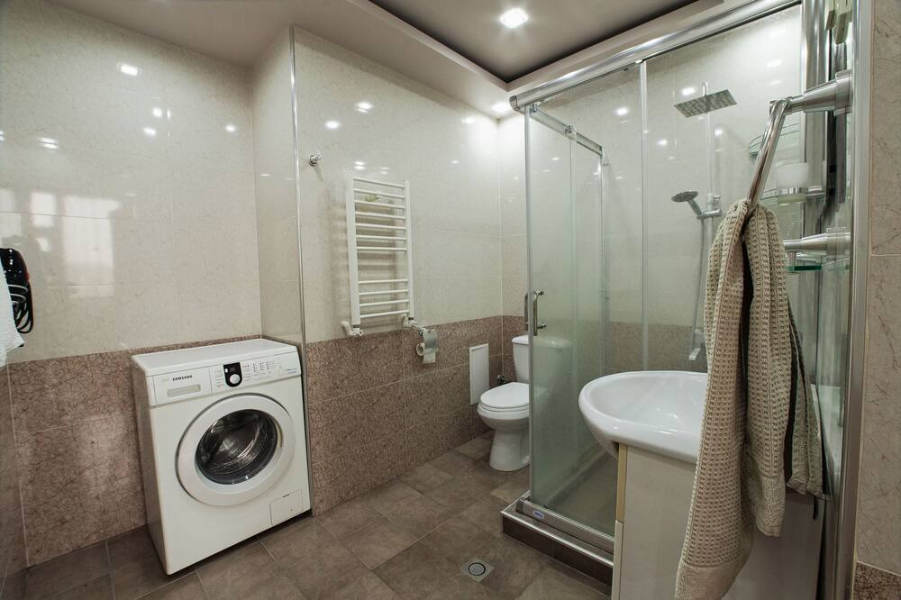 Photo of Bathroom in Kentron
