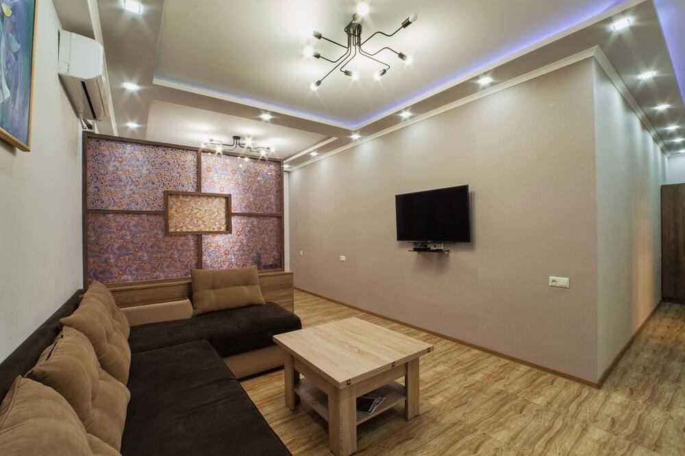 Photo of Livingroom in Kentron