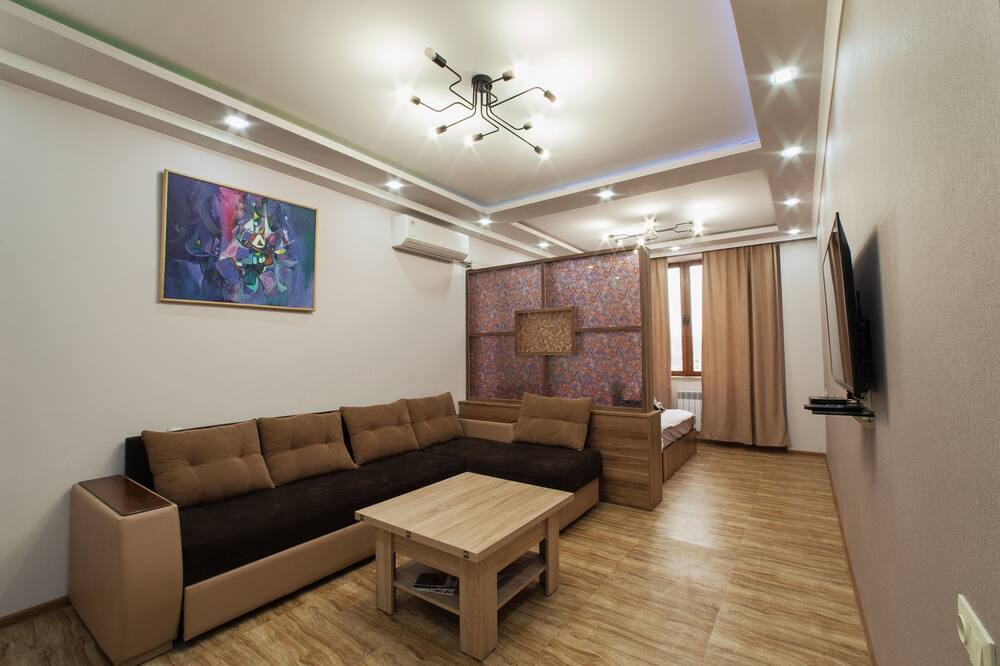 Photo of Livingroom in Kentron