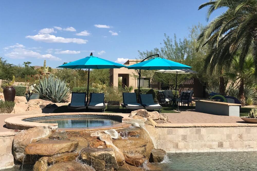 Photo of Outdoor in Cactus Acres