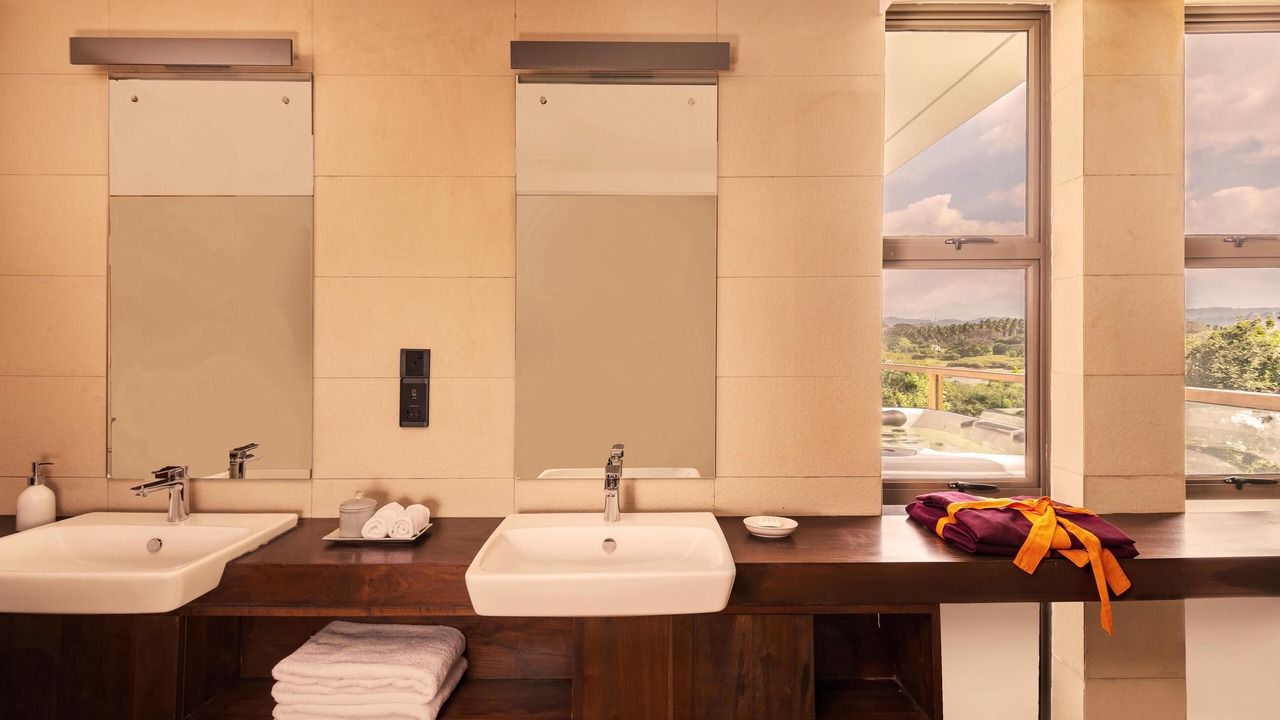 Photo of Bathroom in Butawatta