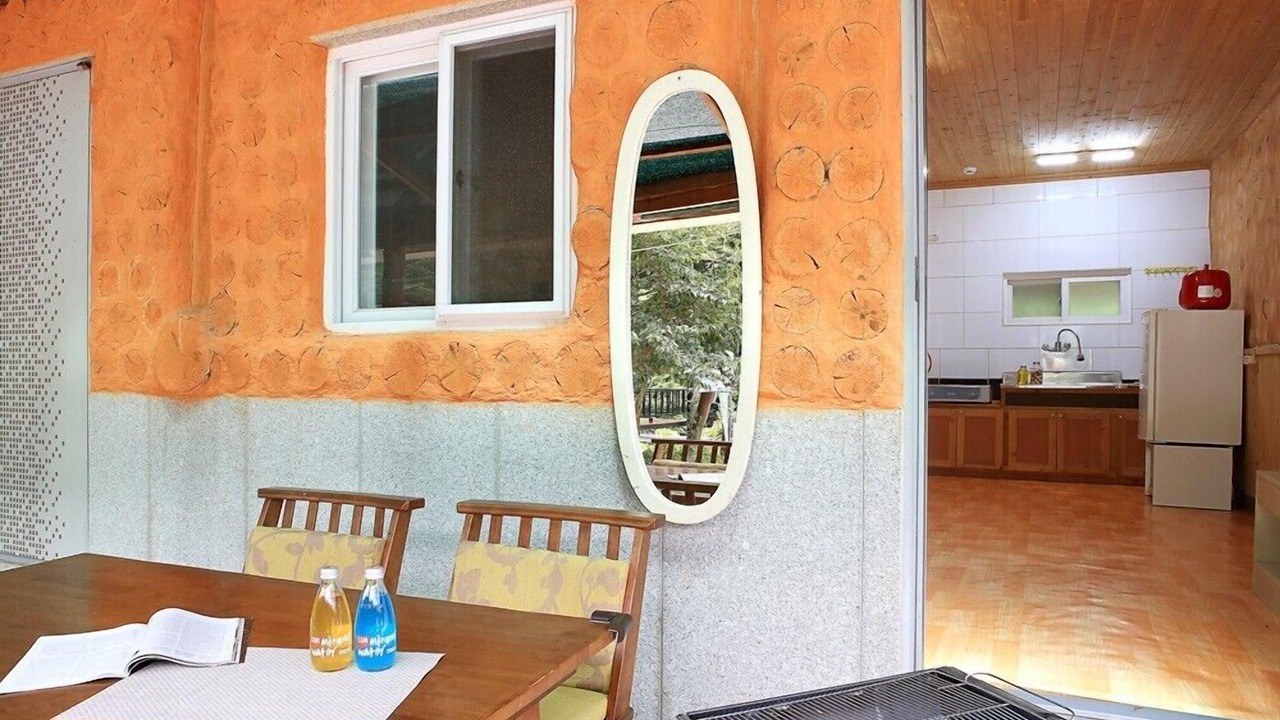 Photo of Bedroom in Buk
