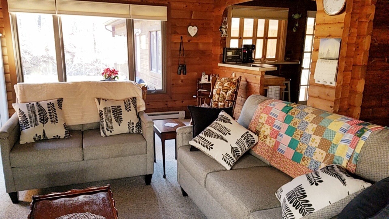 Photo of Livingroom in Lost River
