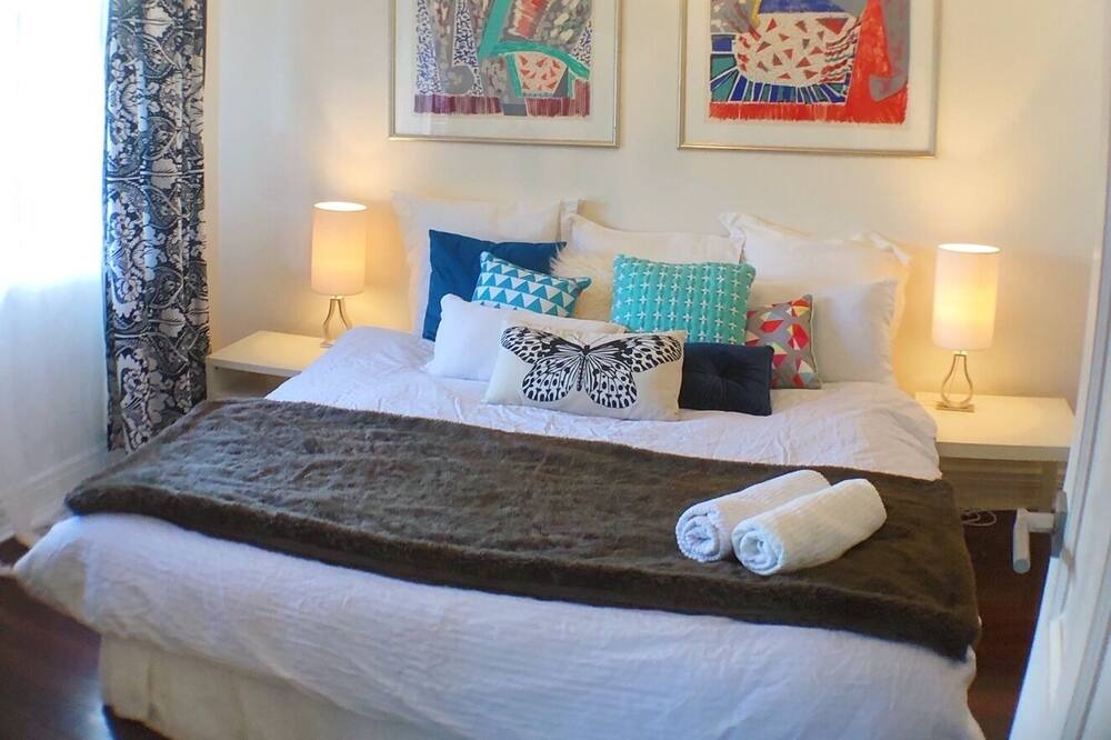 Photo of Bedroom in Mount Lawley