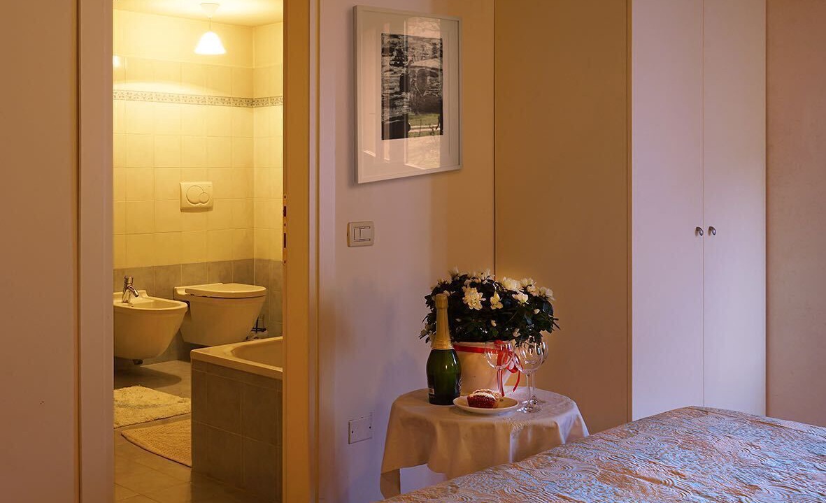 Photo of Bedroom in Miane