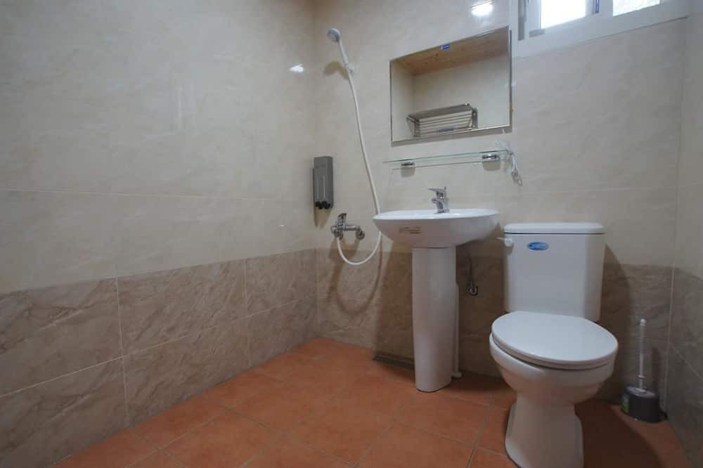 Photo of Bathroom in Nanzhuang