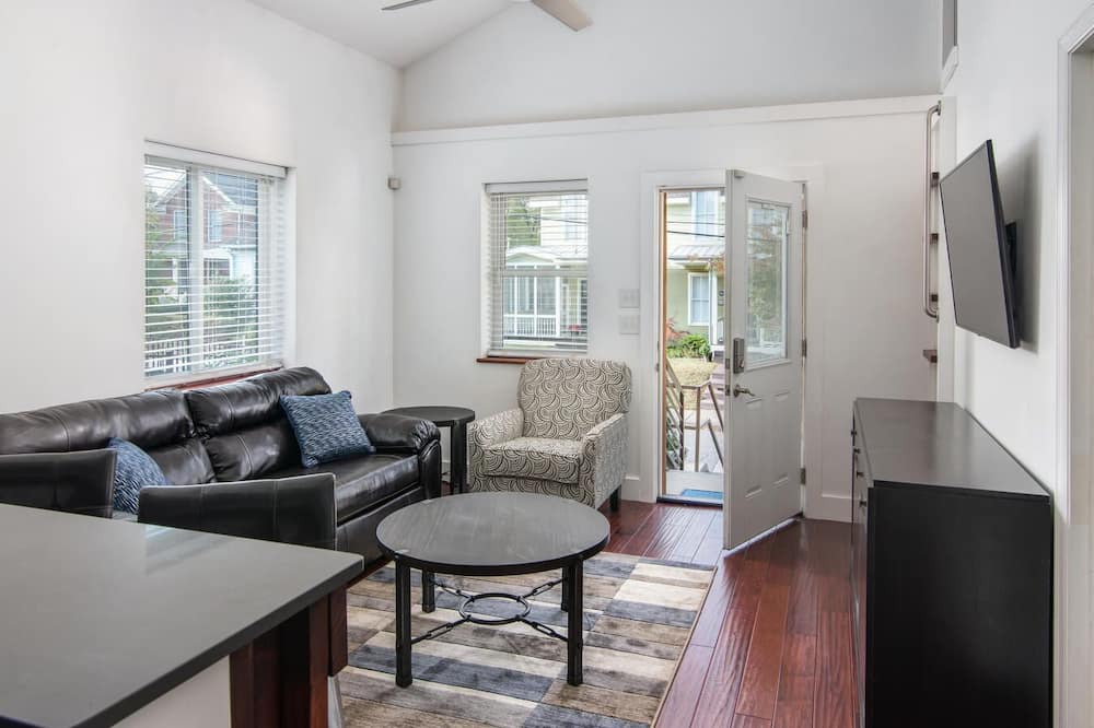 Photo of Bedroom in Hope Gardens