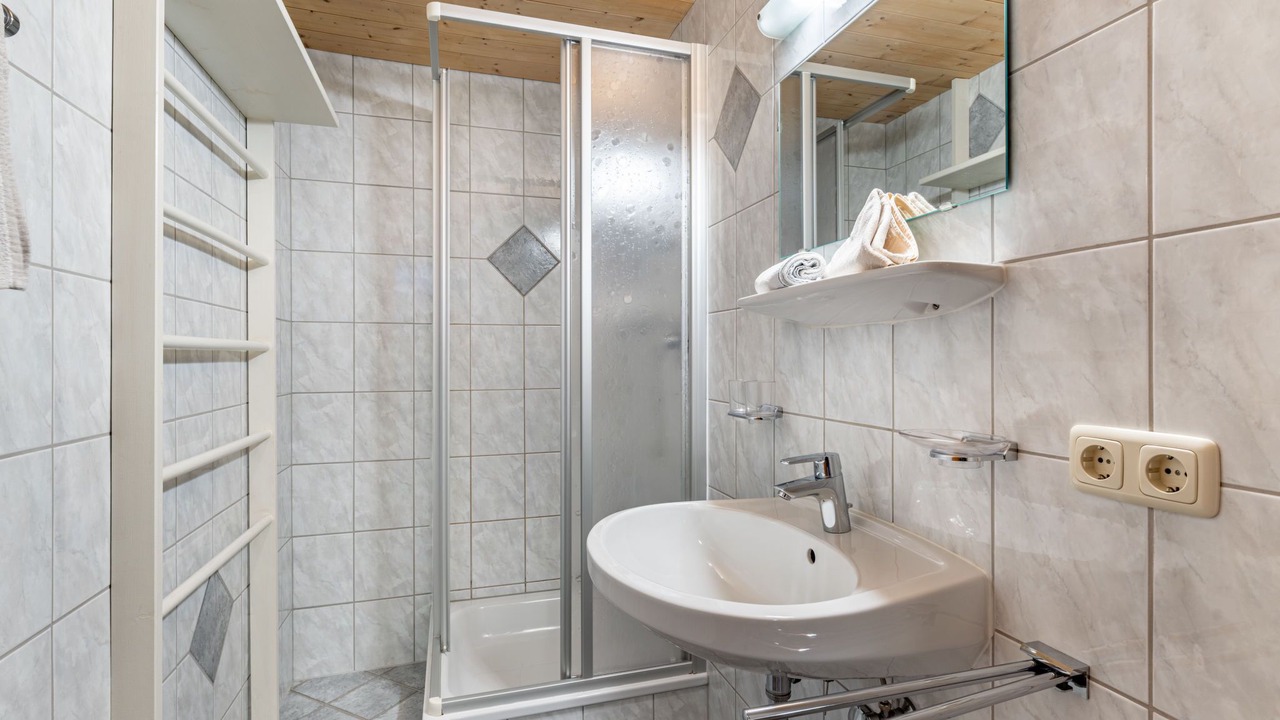 Photo of Bathroom in See