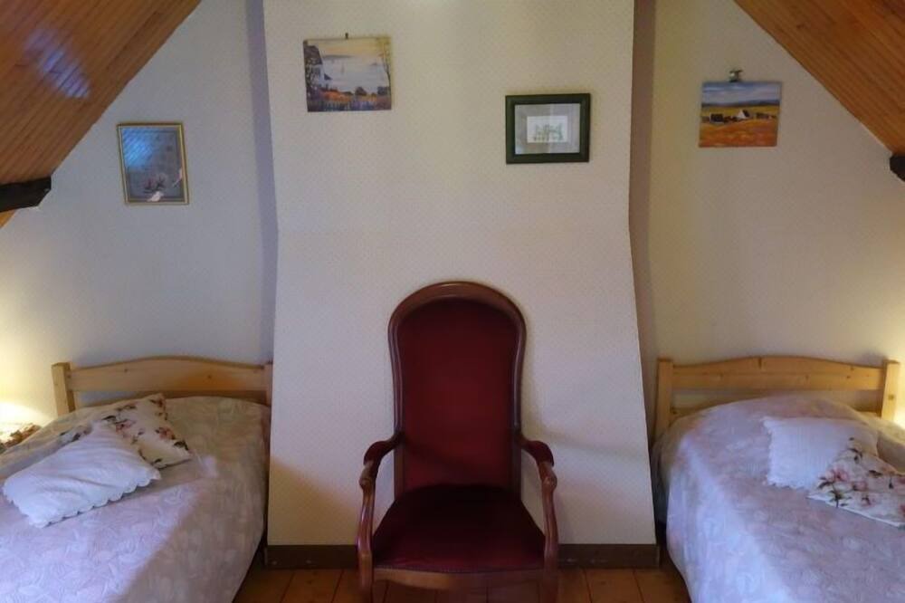 Photo of Bedroom in Chateaulin