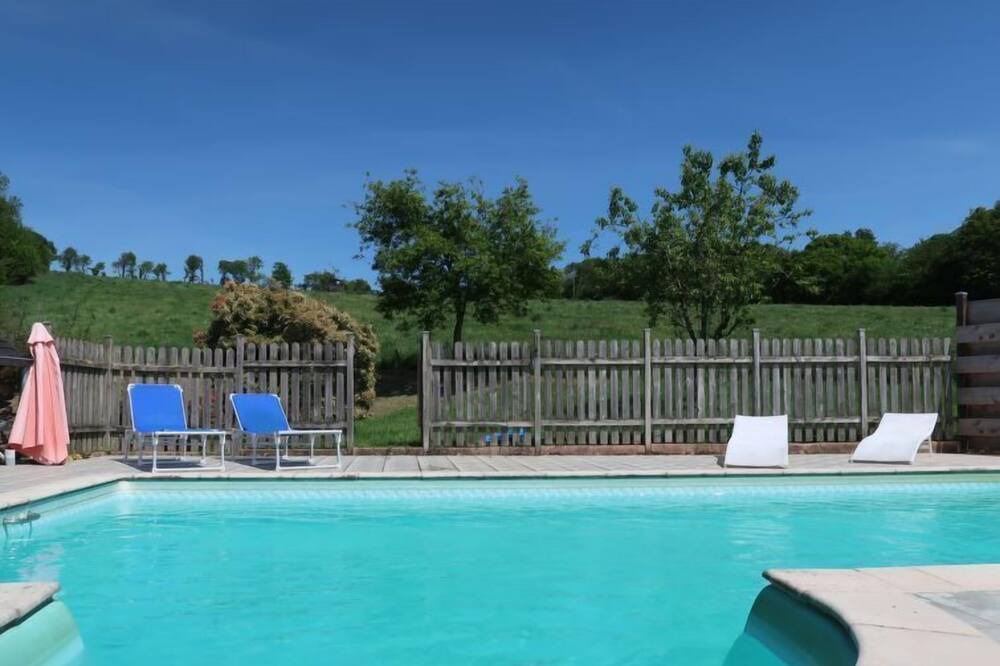 Photo of Outdoor in Chateaulin