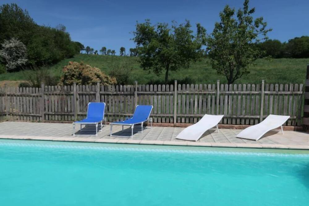 Photo of Outdoor in Chateaulin
