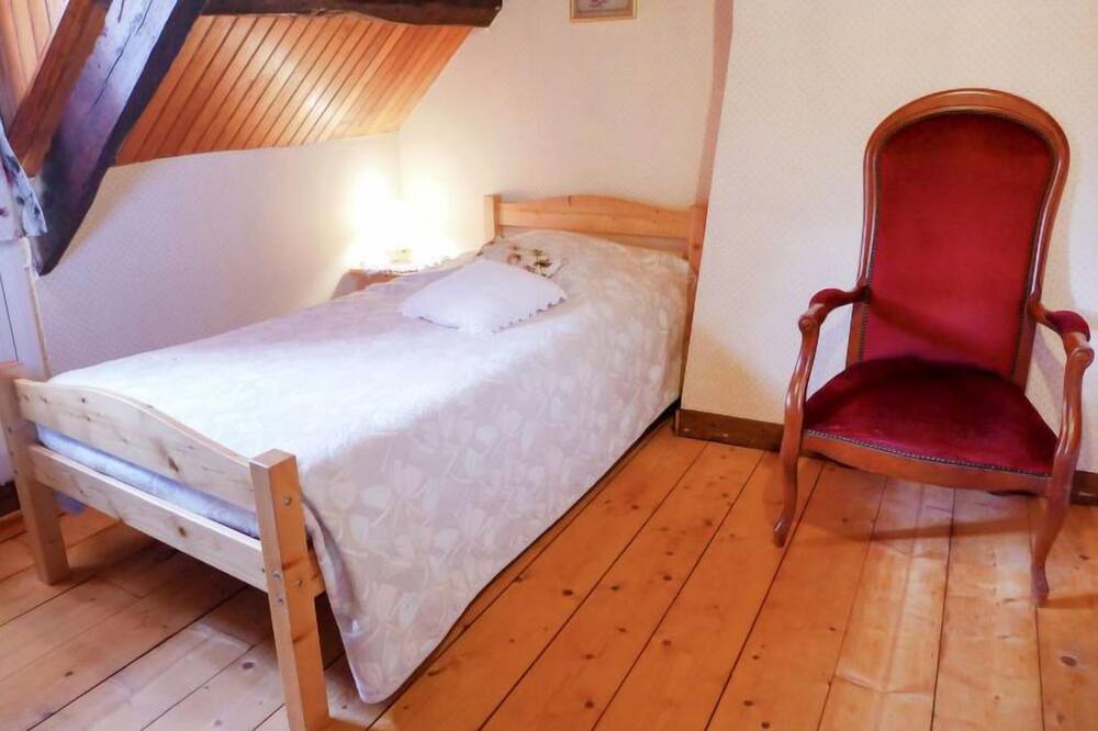 Photo of Bedroom in Chateaulin