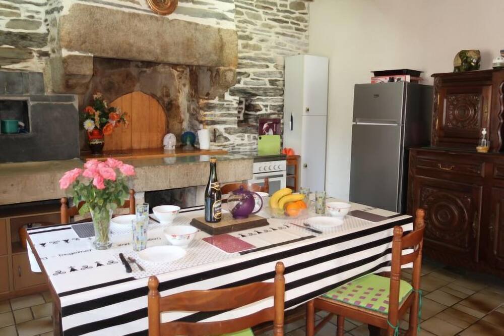 Photo of Kitchen in Chateaulin