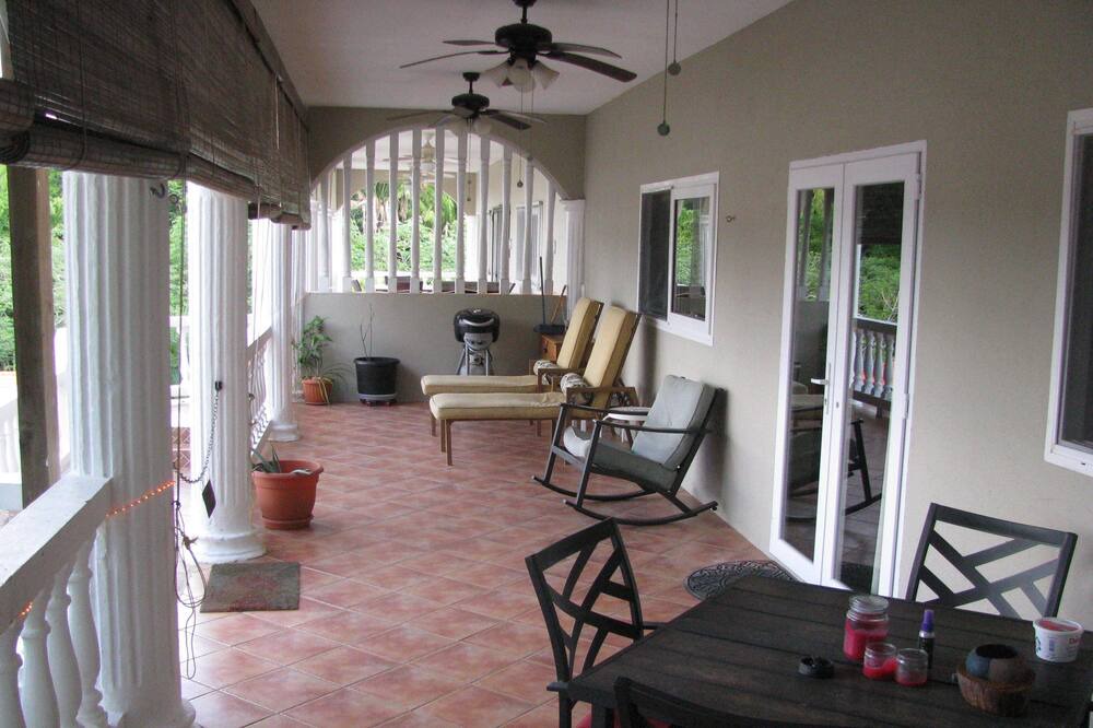 Photo of Patio Balcony in West End