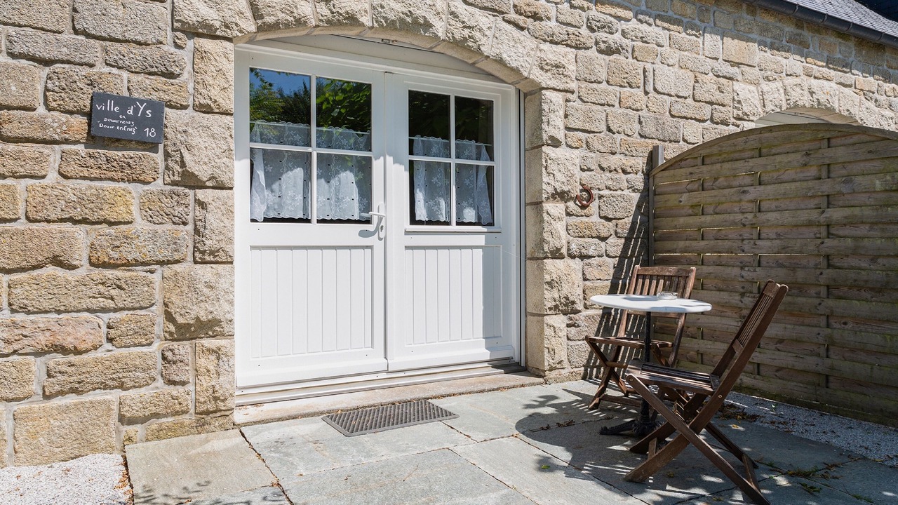 Photo of Patio Balcony in Plonevez-Porzay