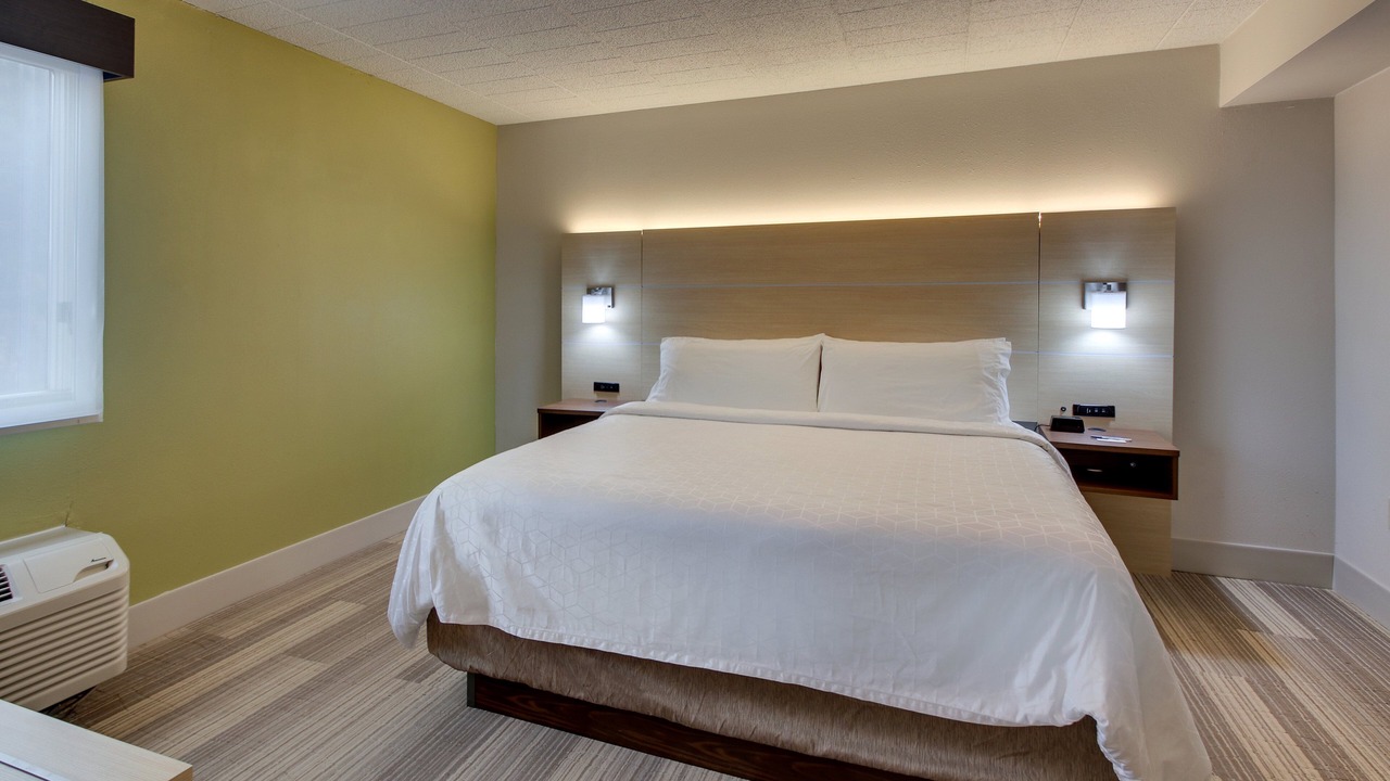 Photo of Bedroom in Pittston