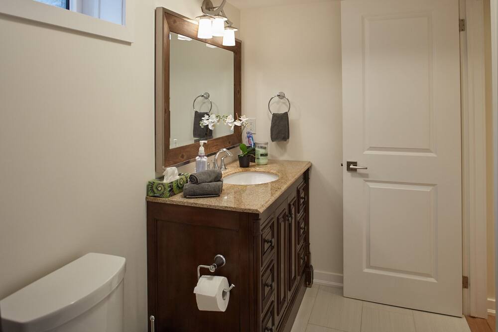 Photo of Bathroom in Dundas