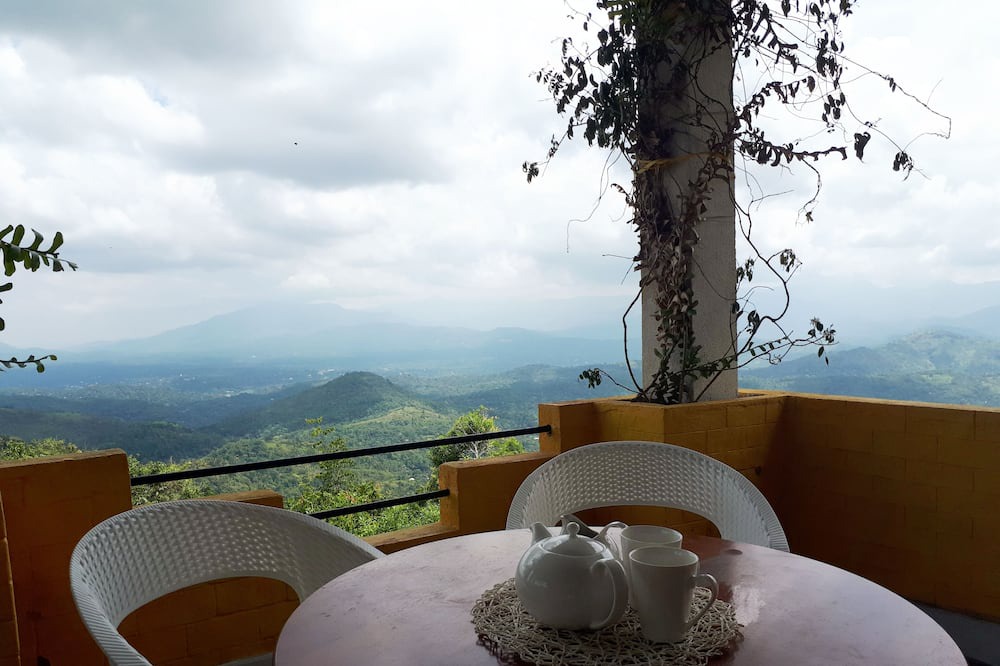 Photo of Patio Balcony in Moragolla