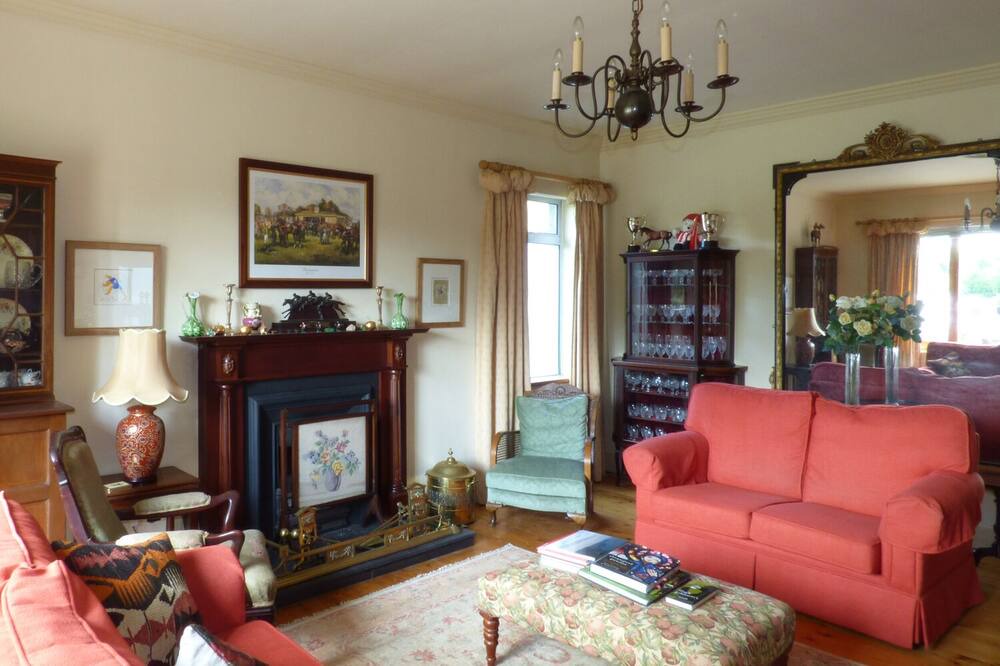 Photo of Livingroom in Ninemilehouse
