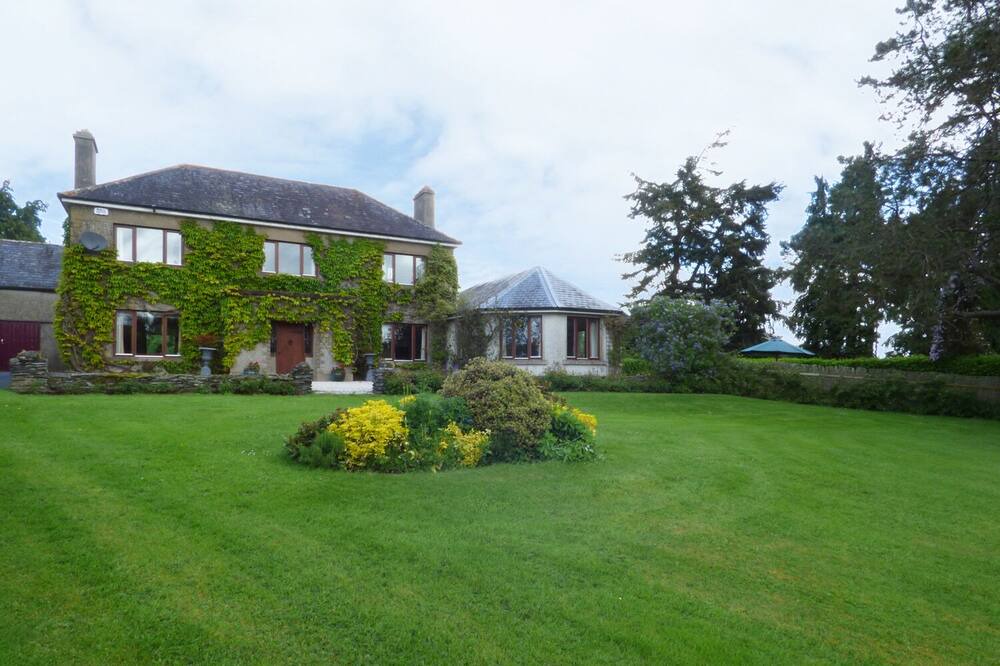 Photo of Outdoor in Ninemilehouse