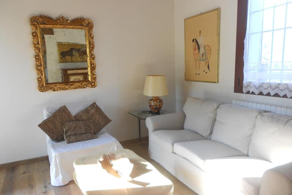 Photo of Livingroom in Torreglia