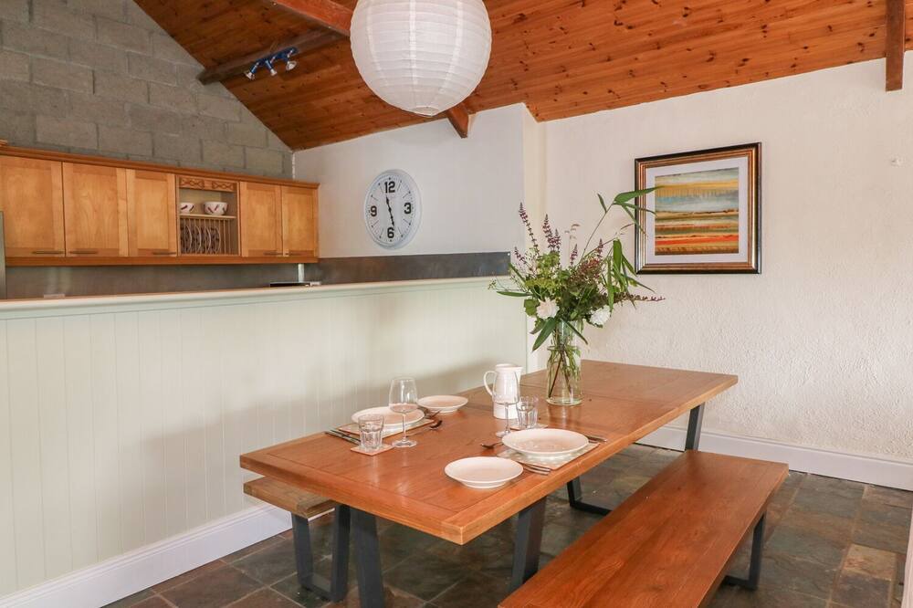 Photo of Kitchen in Knockaderry Cross Roads