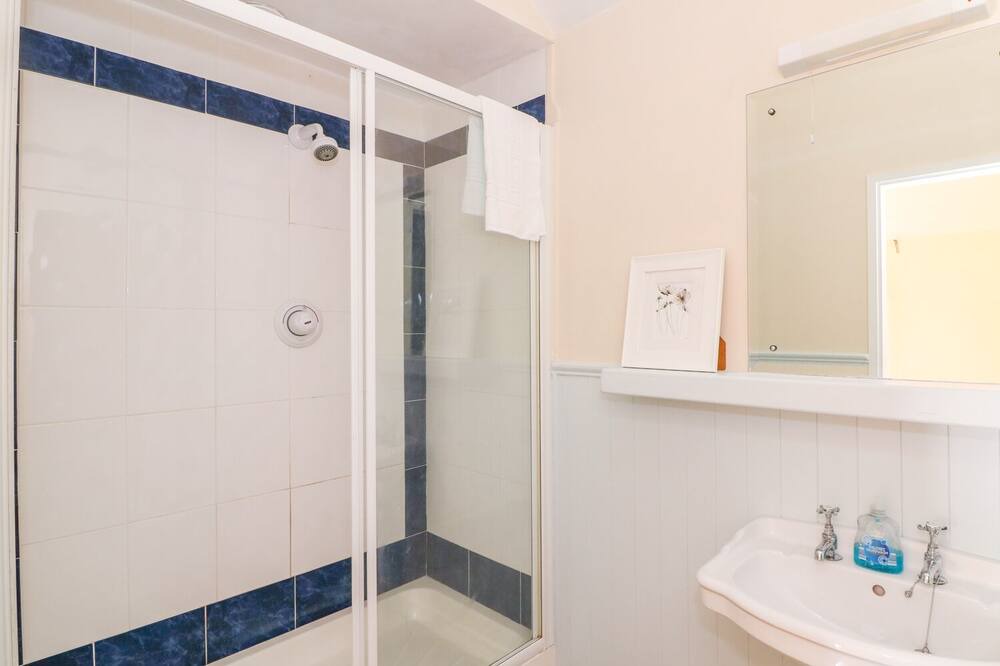 Photo of Bathroom in Knockaderry Cross Roads