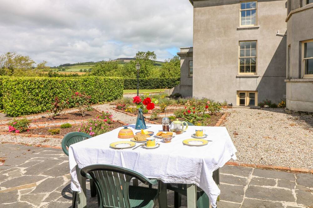 Photo of Patio Balcony in Knockaderry Cross Roads
