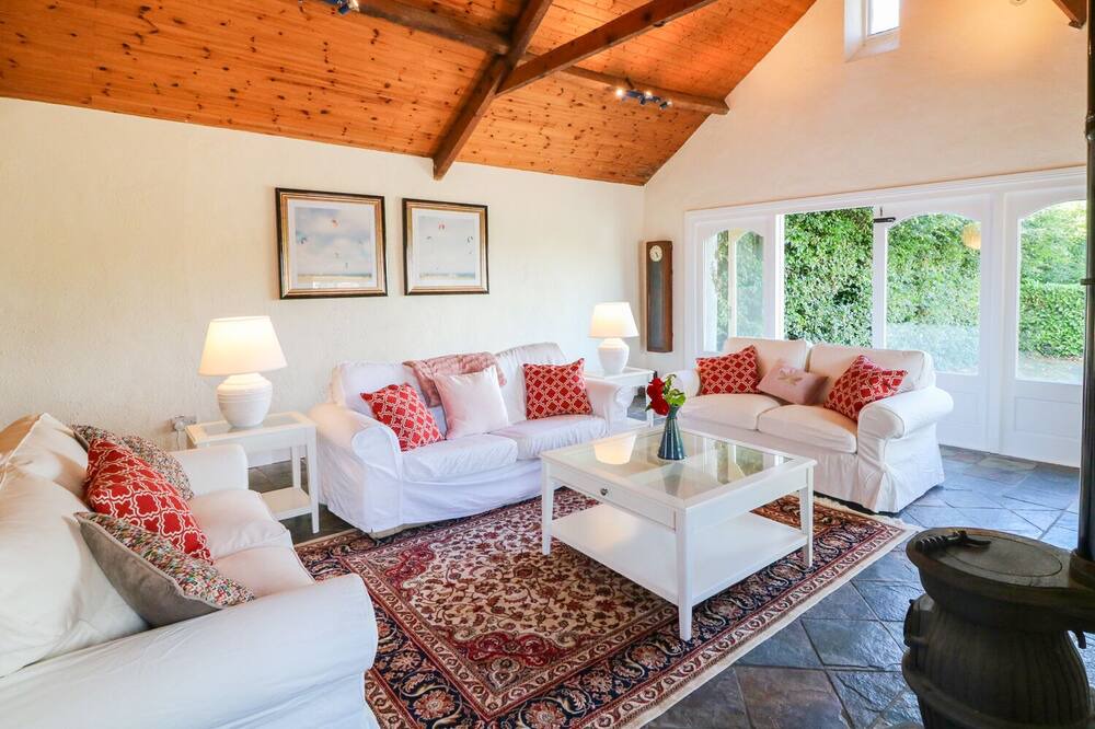 Photo of Livingroom in Knockaderry Cross Roads