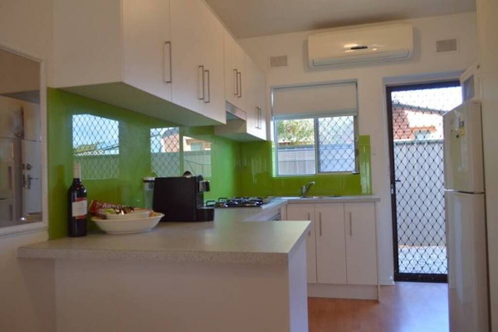 Photo of Kitchen in Largs North