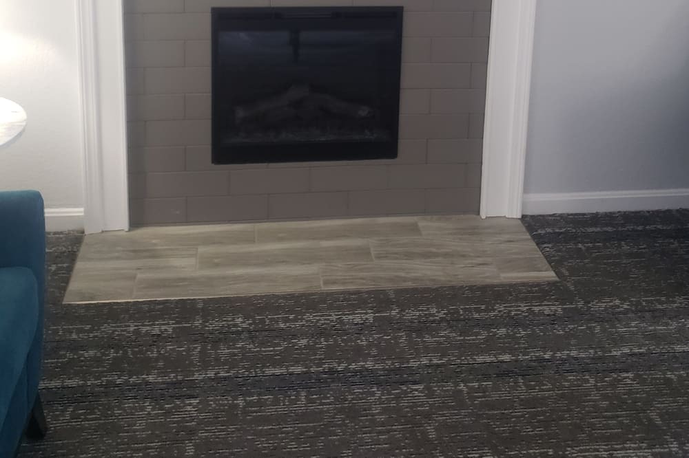 Photo of Livingroom in Historic Hill